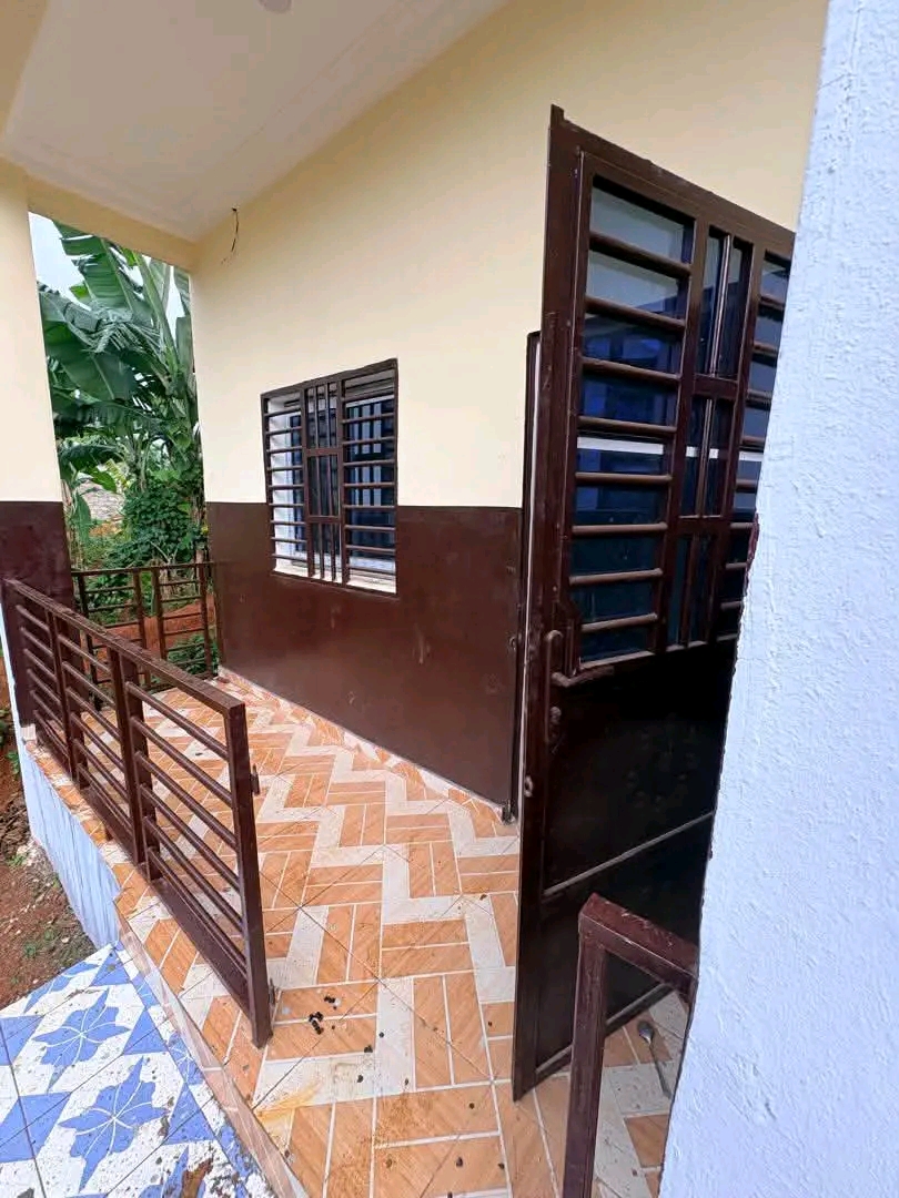 Photo de Studio situé à nkoabang